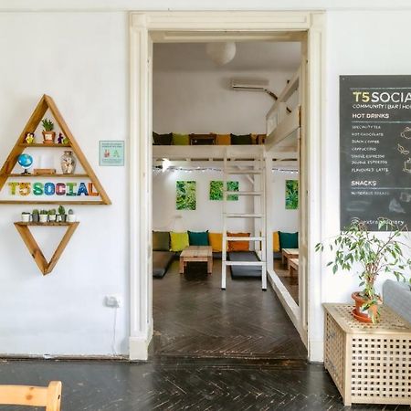 T5 Social Hostel Βουκουρέστι Εξωτερικό φωτογραφία